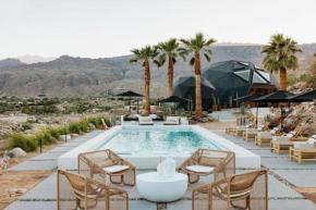 Perch – Rare Resort-Style Geo Dome w/ Pickleball